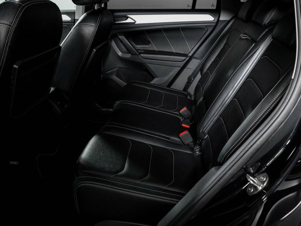 Купить Volkswagen Tiguan с пробегом. Фото: #9