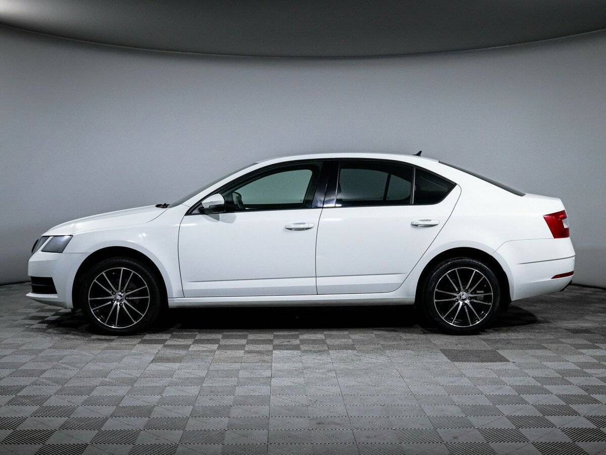 Купить Skoda Octavia с пробегом. Фото: #7