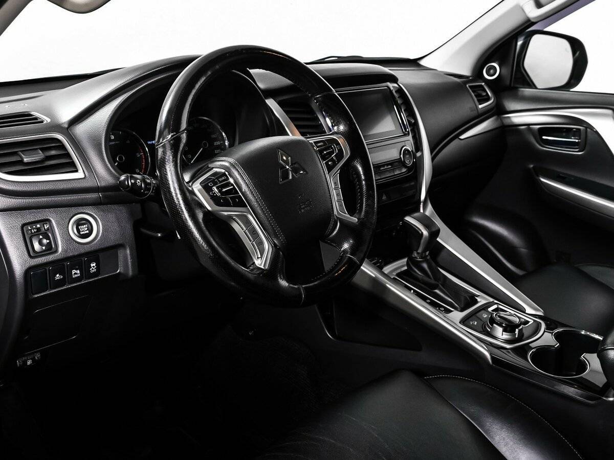 Купить Mitsubishi Pajero Sport с пробегом. Фото: #11