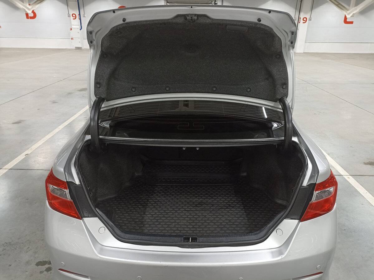 Купить Toyota Camry с пробегом. Фото: #9