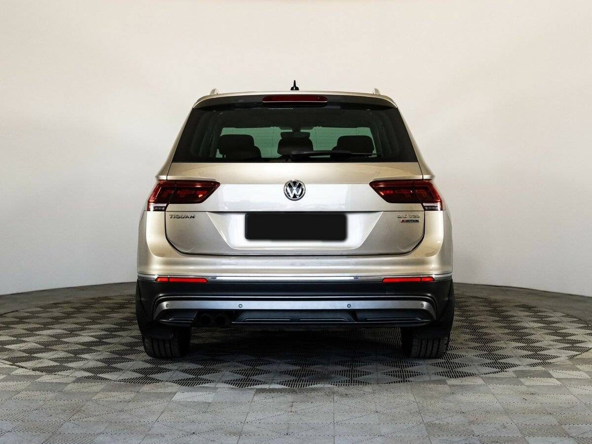 Купить Volkswagen Tiguan с пробегом. Фото: #5