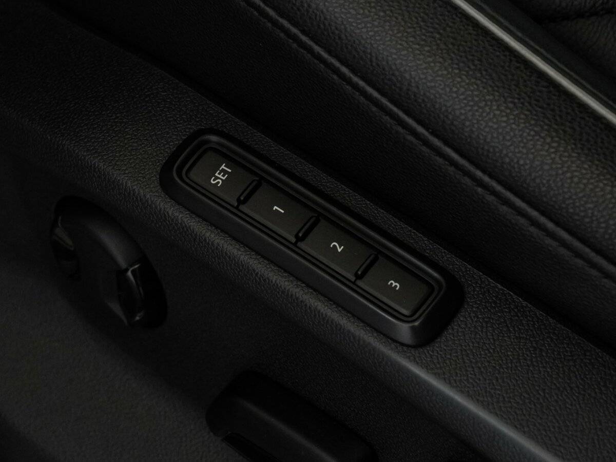 Купить Volkswagen Tiguan с пробегом. Фото: #24