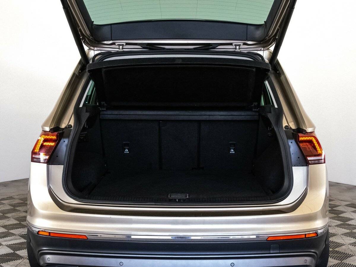Купить Volkswagen Tiguan с пробегом. Фото: #26