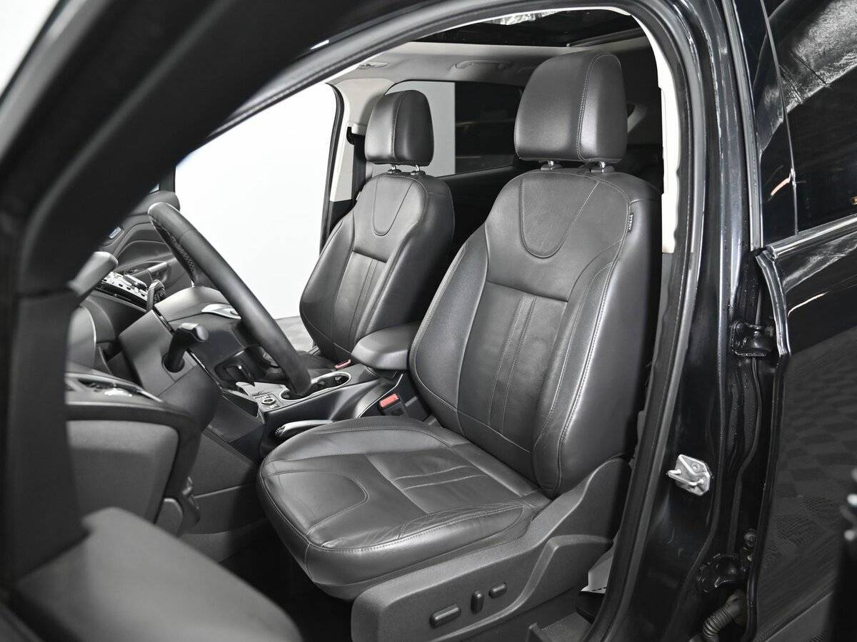 Купить Ford Kuga с пробегом. Фото: #5