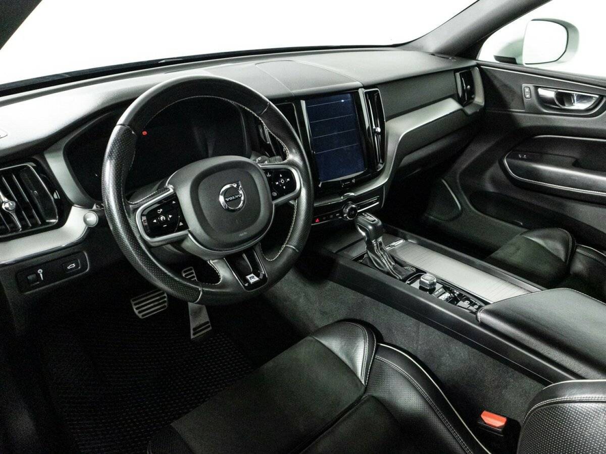 Купить Volvo XC60 с пробегом. Фото: #10
