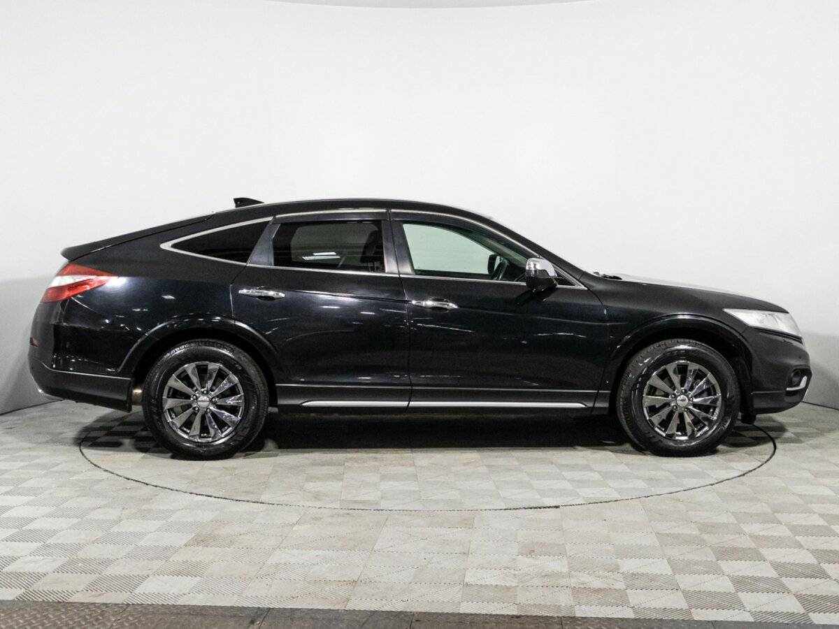 Купить Honda Crosstour с пробегом. Фото: #3