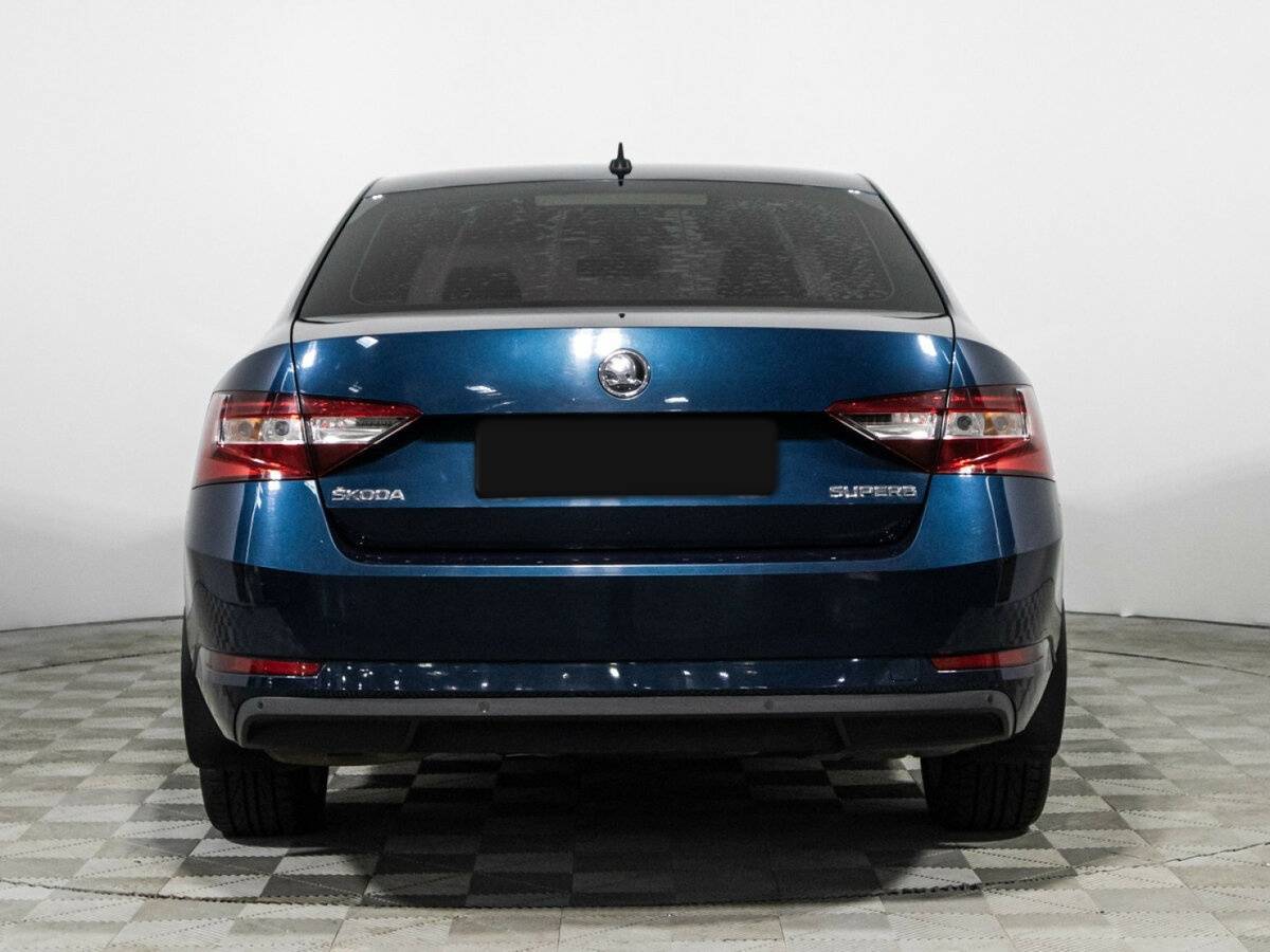 Купить Skoda Superb с пробегом. Фото: #5