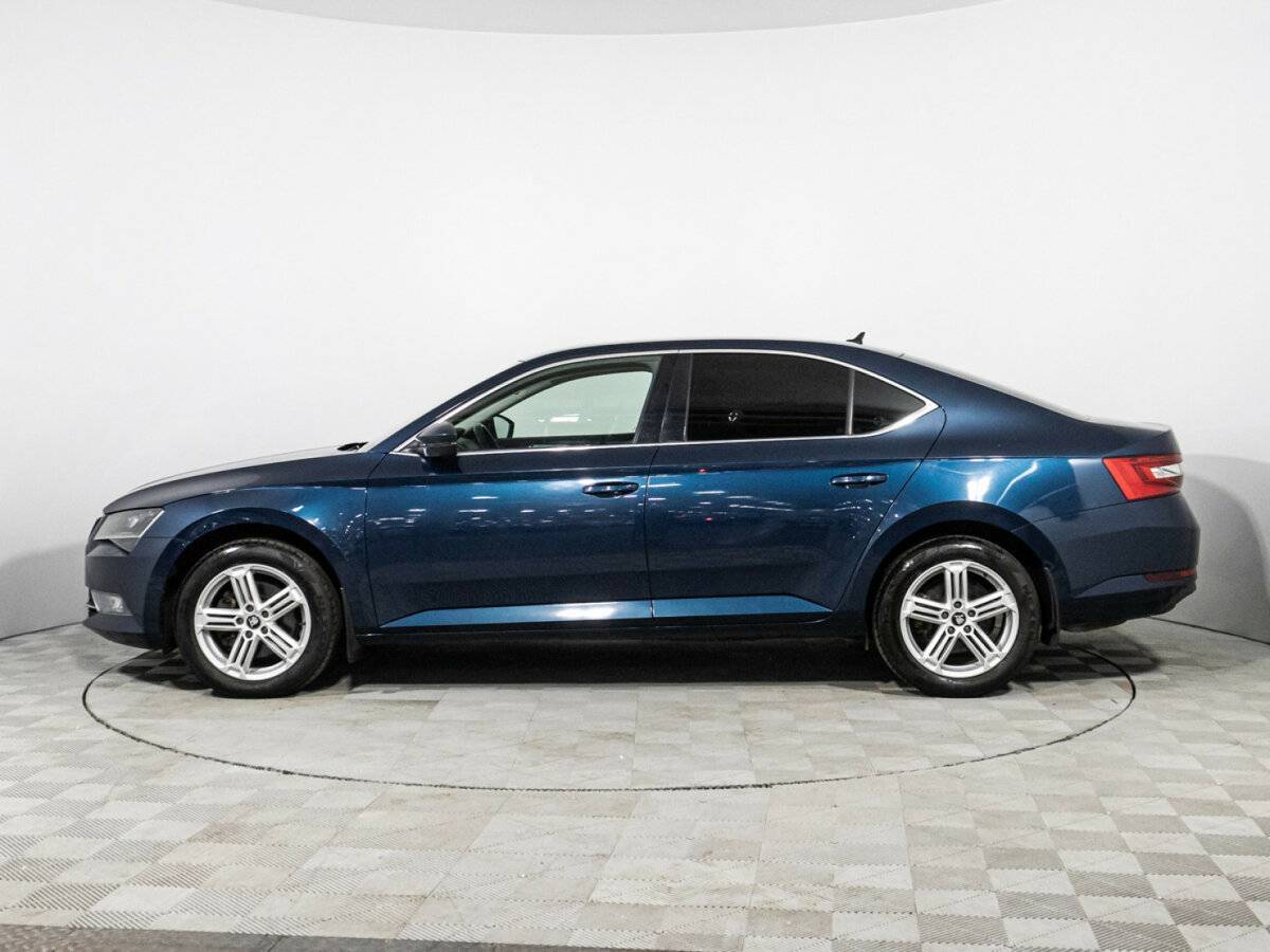 Купить Skoda Superb с пробегом. Фото: #7