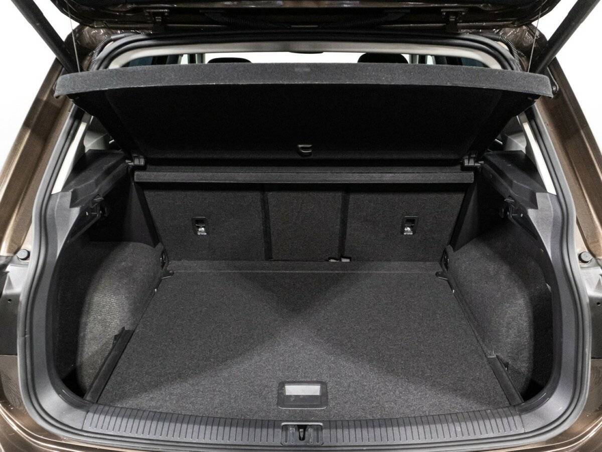 Купить Volkswagen Tiguan с пробегом. Фото: #14