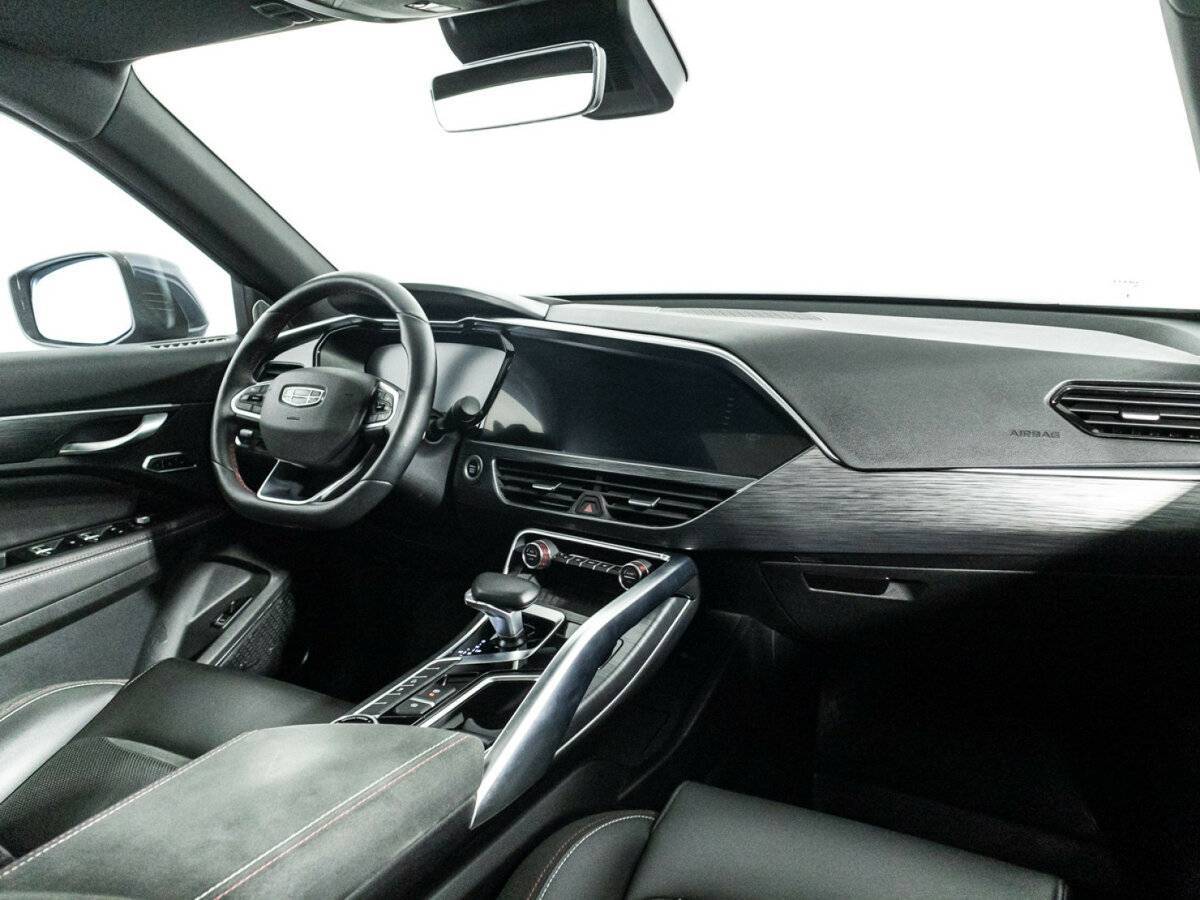 Купить Geely Tugella с пробегом. Фото: #8