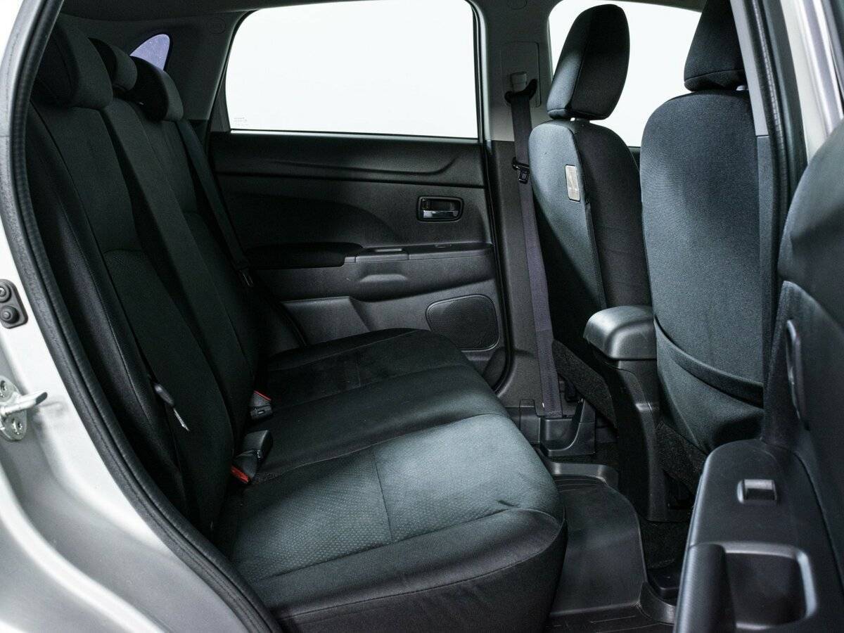 Купить Mitsubishi ASX с пробегом. Фото: #11