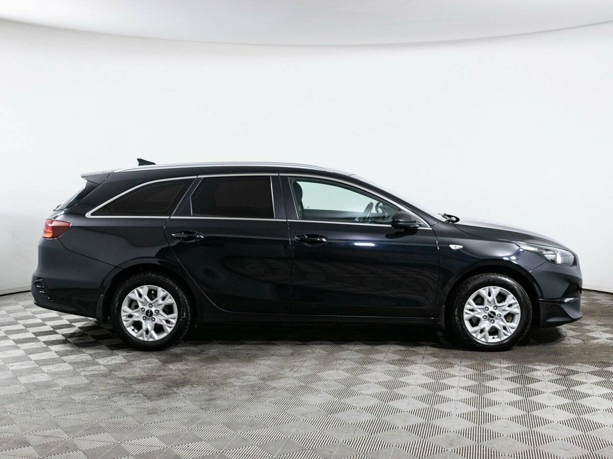 Купить Kia Ceed с пробегом. Фото: #3