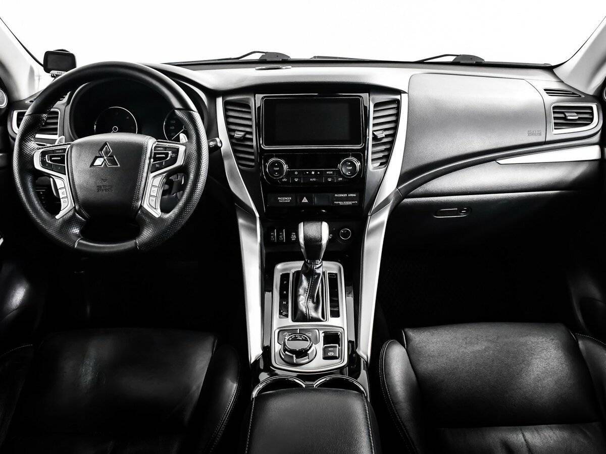 Купить Mitsubishi Pajero Sport с пробегом. Фото: #10