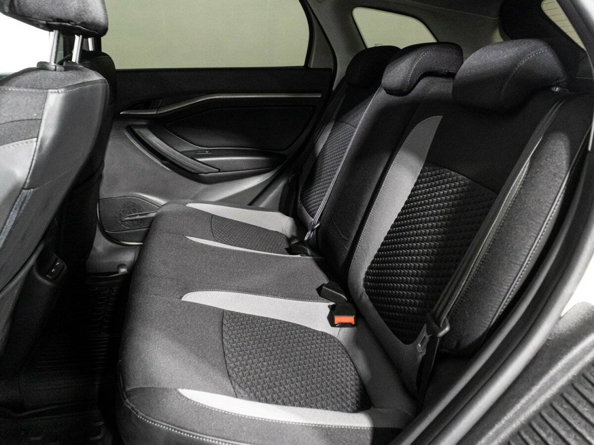 Купить Lada (ВАЗ) Vesta с пробегом. Фото: #9