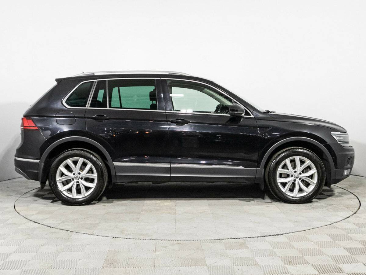 Купить Volkswagen Tiguan с пробегом. Фото: #3