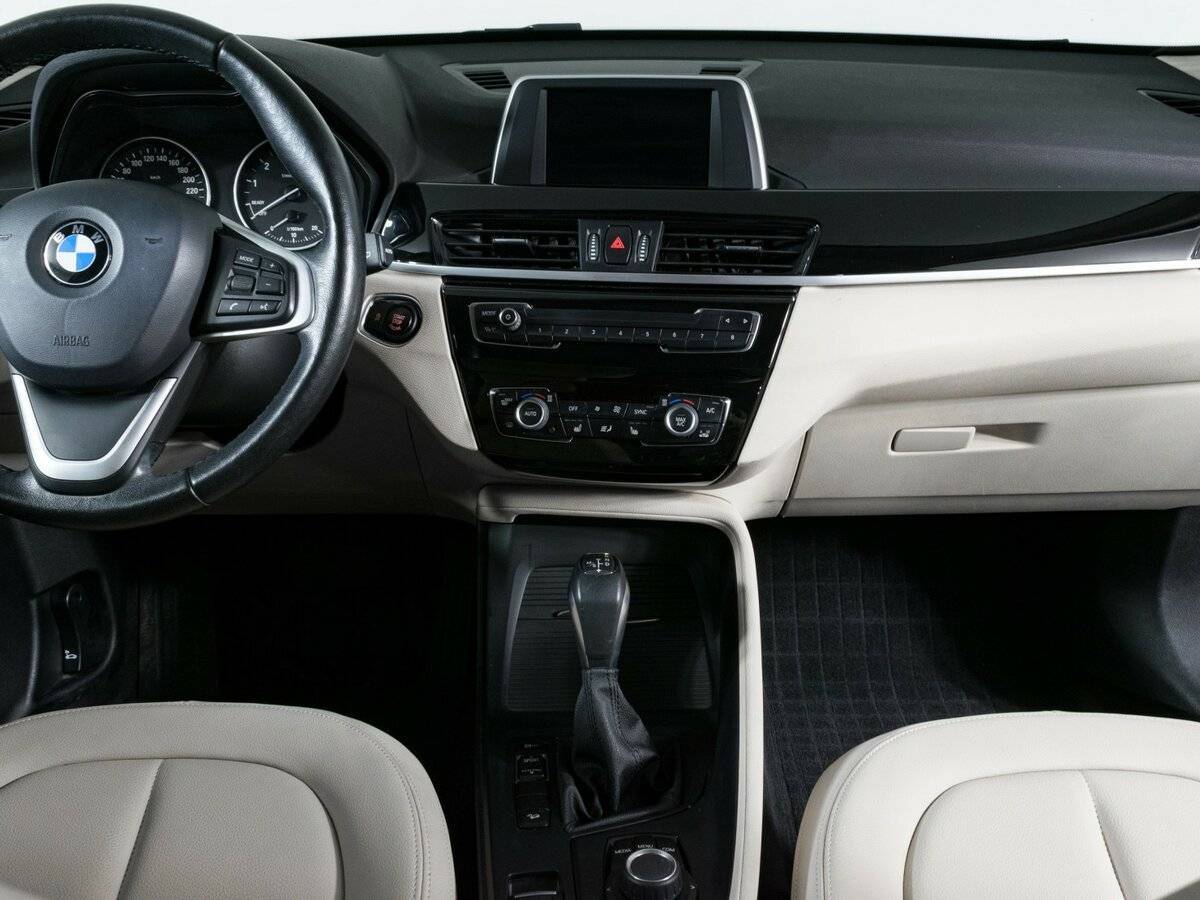 Купить BMW X1 с пробегом. Фото: #9