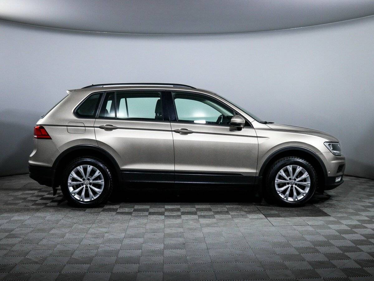 Купить Volkswagen Tiguan с пробегом. Фото: #3