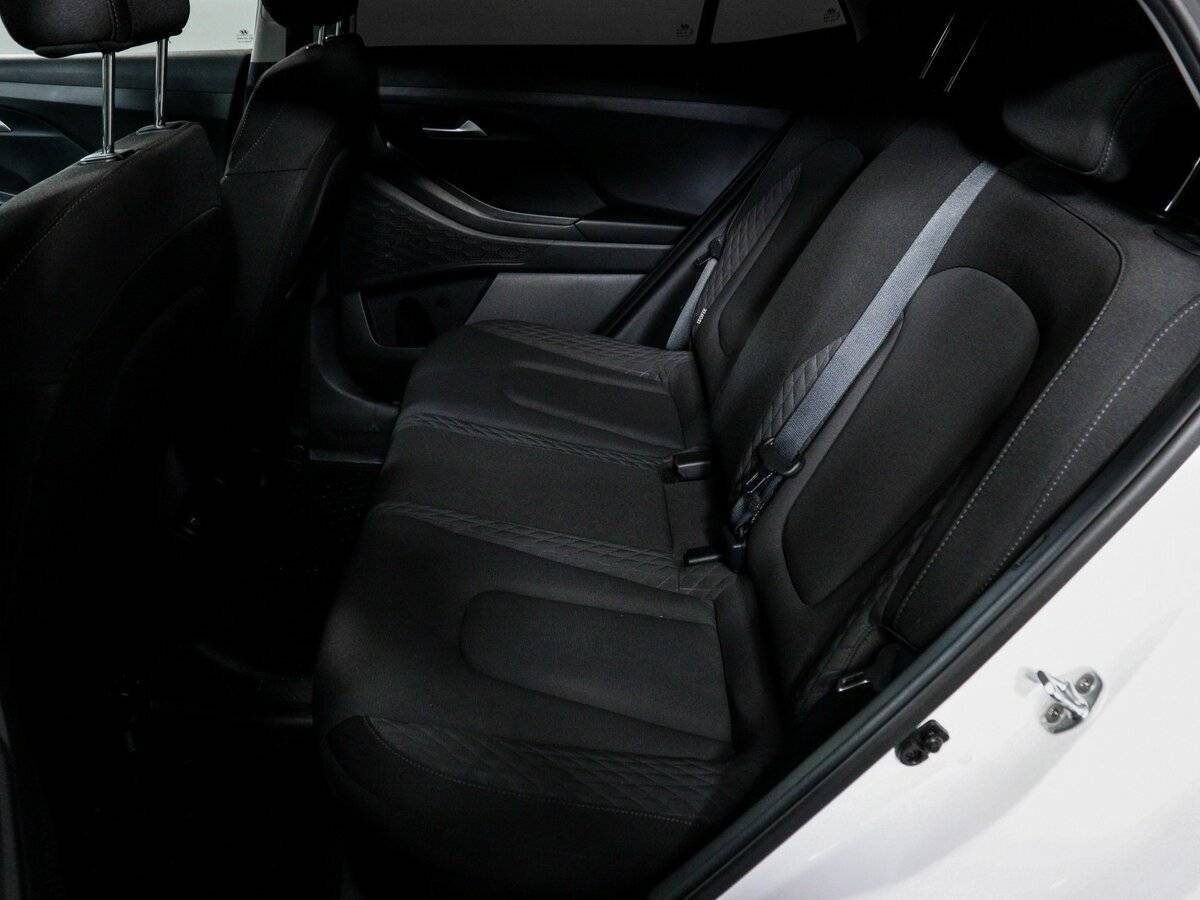 Купить Hyundai Creta с пробегом. Фото: #9