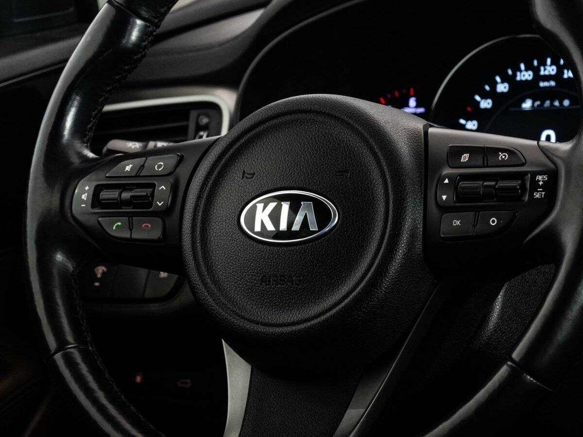 Купить Kia Sorento с пробегом. Фото: #11
