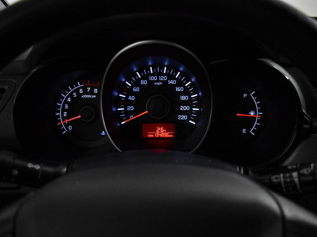 Купить Kia Rio с пробегом. Фото: #15