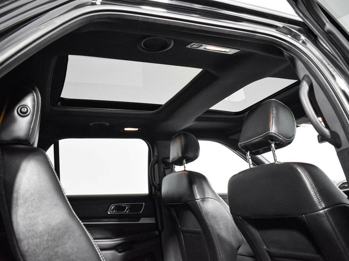 Купить Ford Explorer с пробегом. Фото: #19