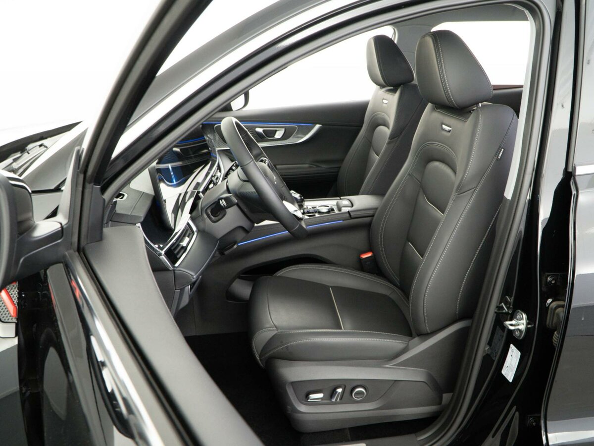 Купить Chery Tiggo 7 Pro Max с пробегом. Фото: #9