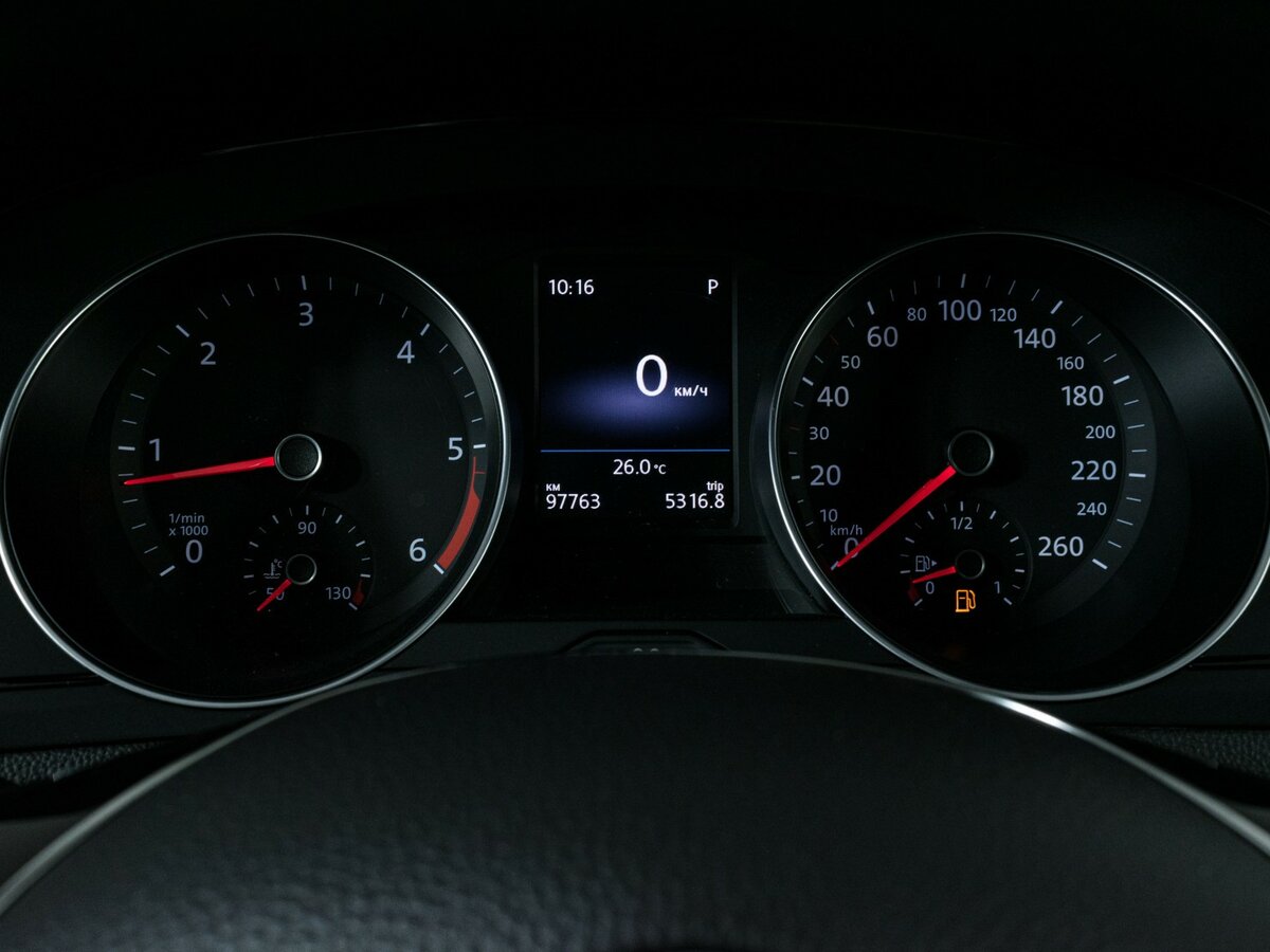 Купить Volkswagen Passat с пробегом. Фото: #9