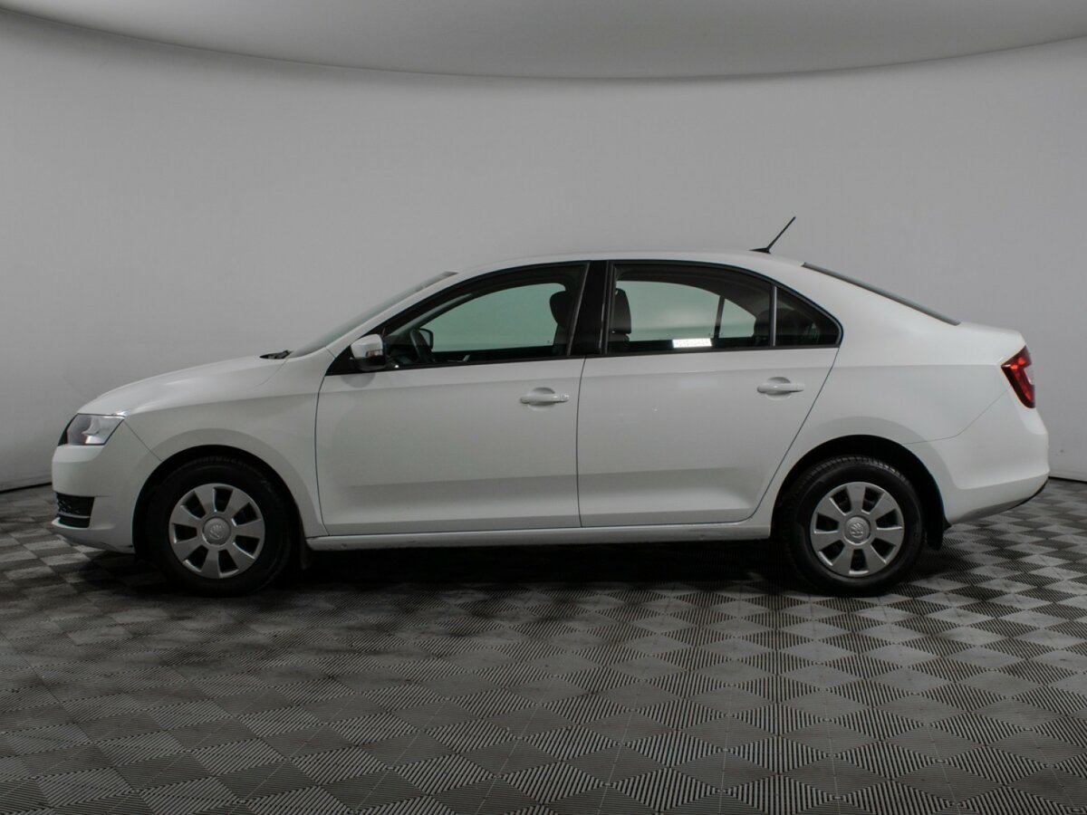 Купить Skoda Rapid с пробегом. Фото: #7