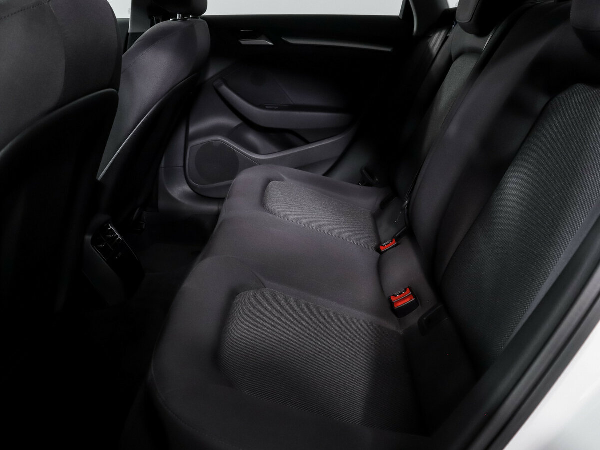 Купить Audi A3 с пробегом. Фото: #7