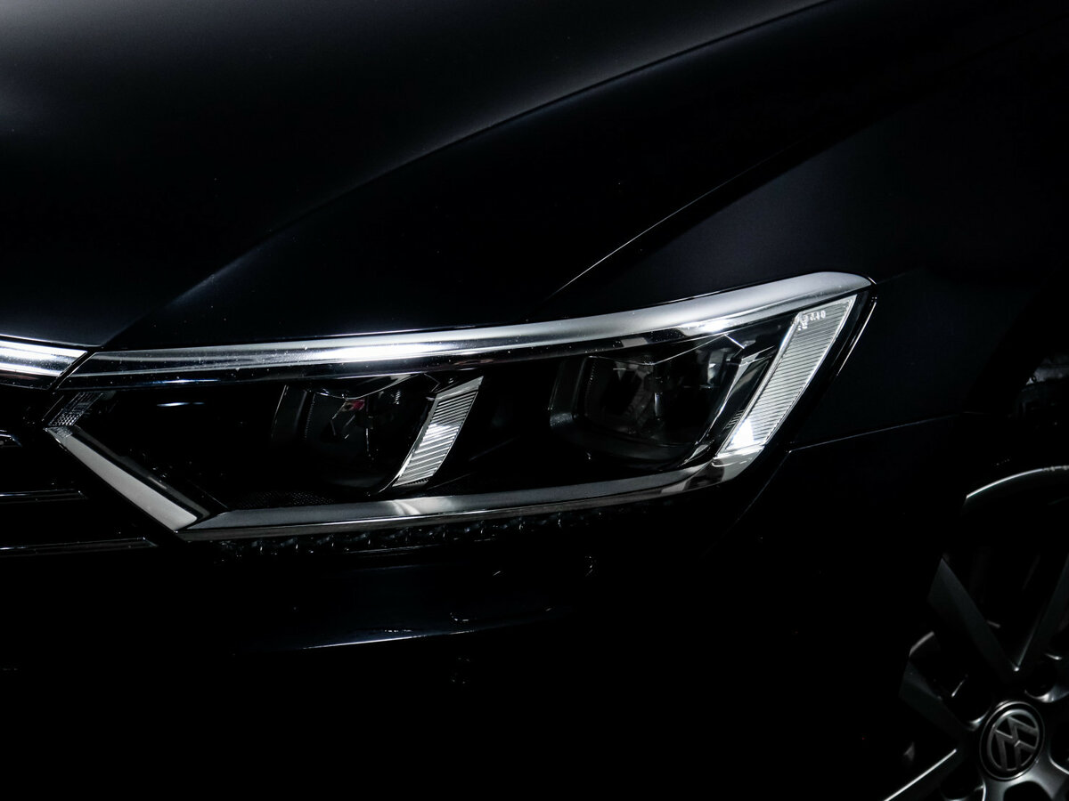 Купить Volkswagen Passat с пробегом. Фото: #13