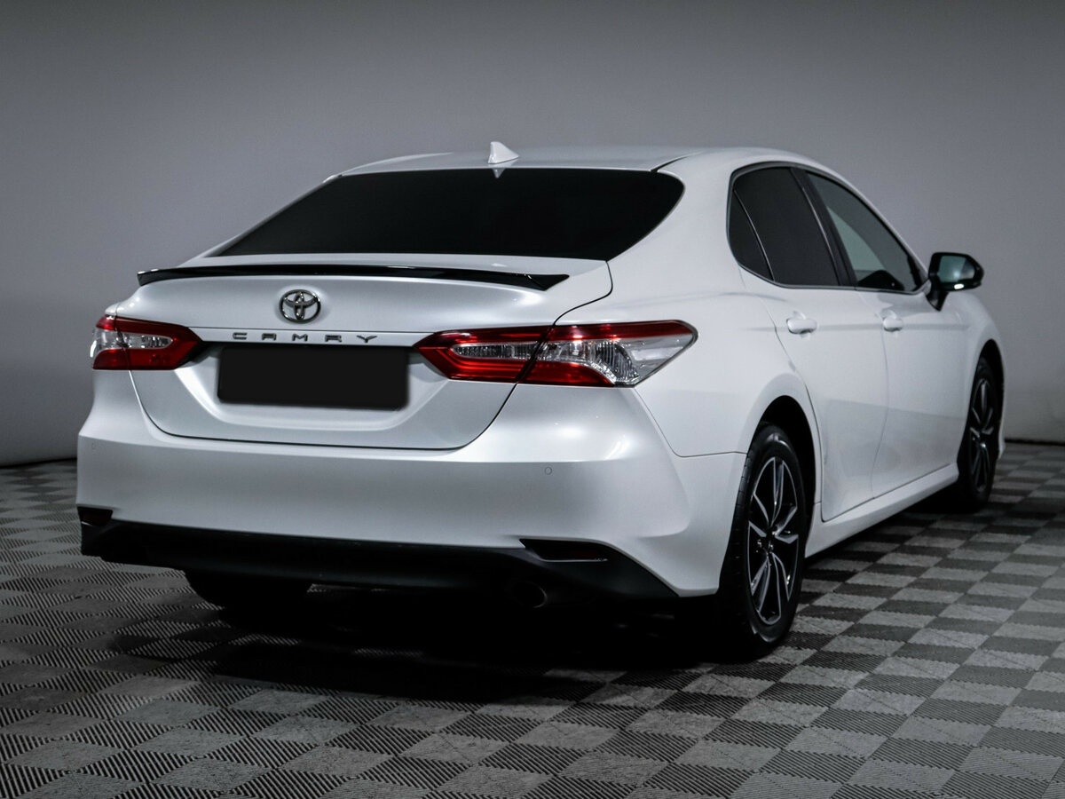Купить Toyota Camry с пробегом. Фото: #3