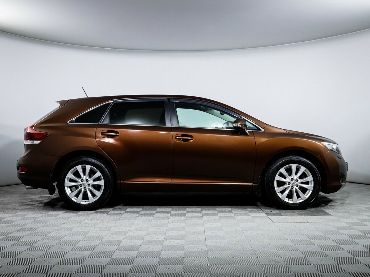 Купить Toyota Venza с пробегом. Фото: #3