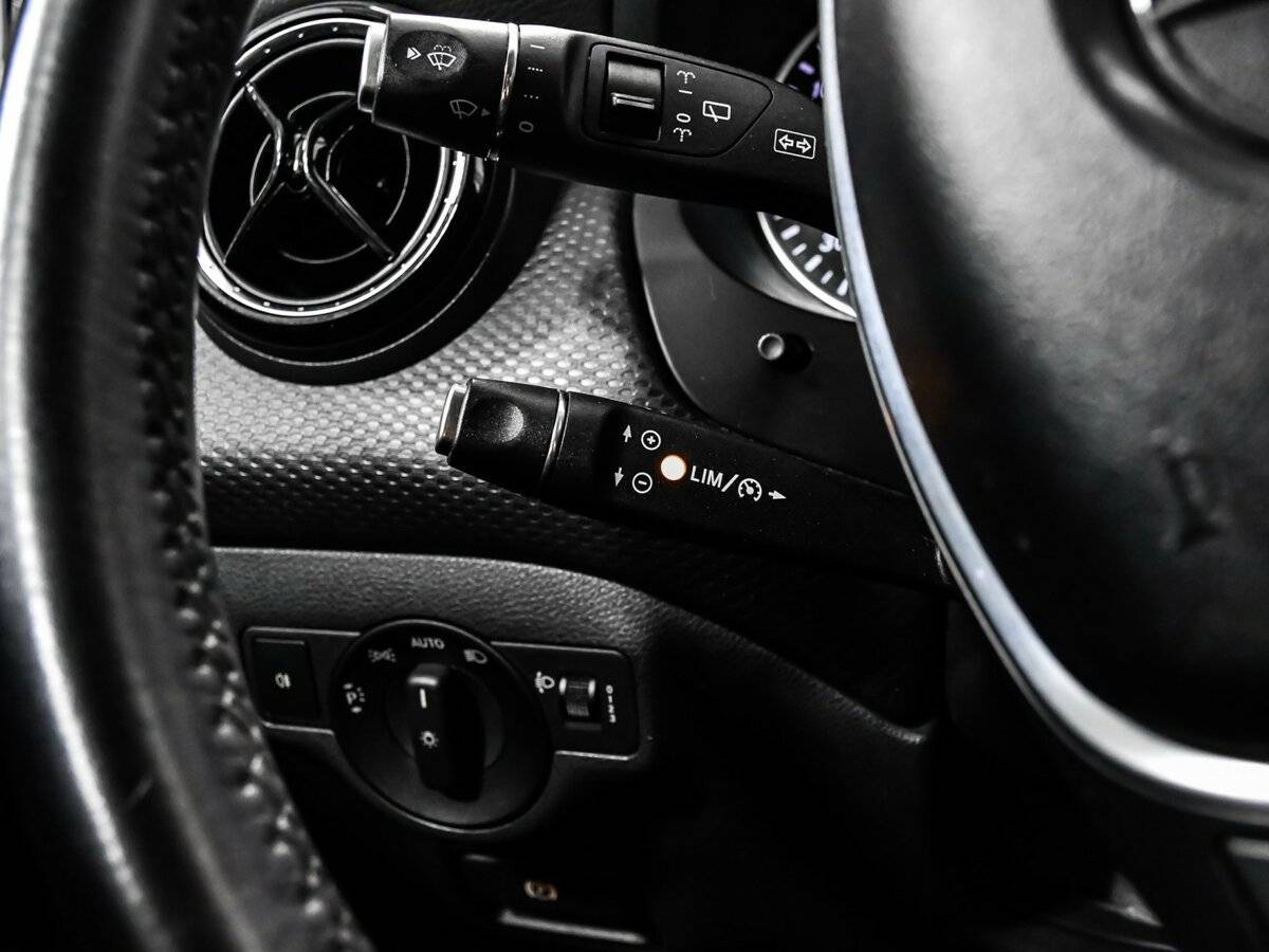 Купить Mercedes-Benz A-Класс с пробегом. Фото: #12