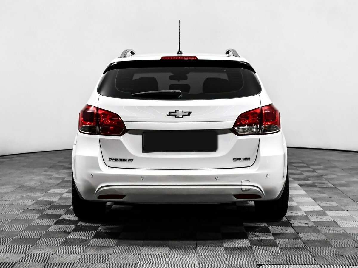 Купить Chevrolet Cruze с пробегом. Фото: #4