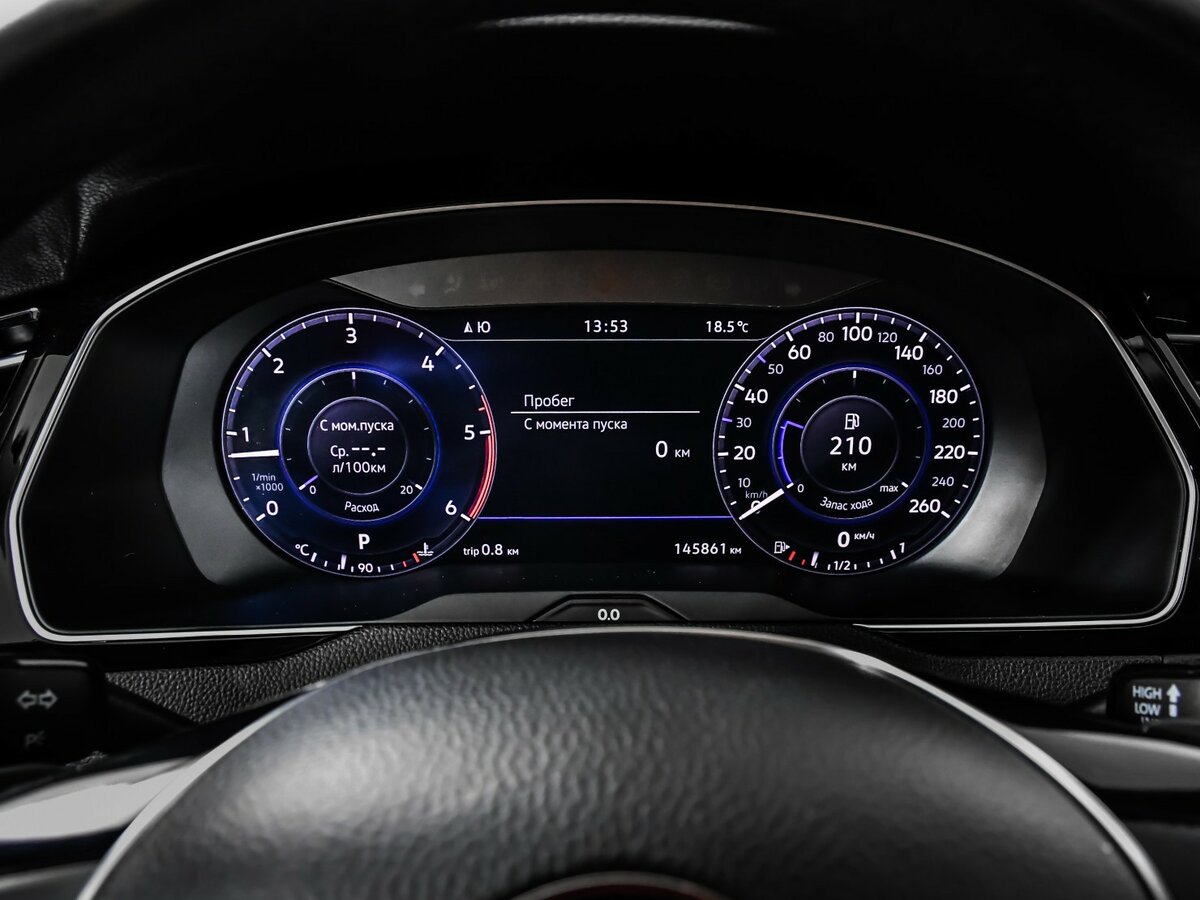 Купить Volkswagen Passat с пробегом. Фото: #7