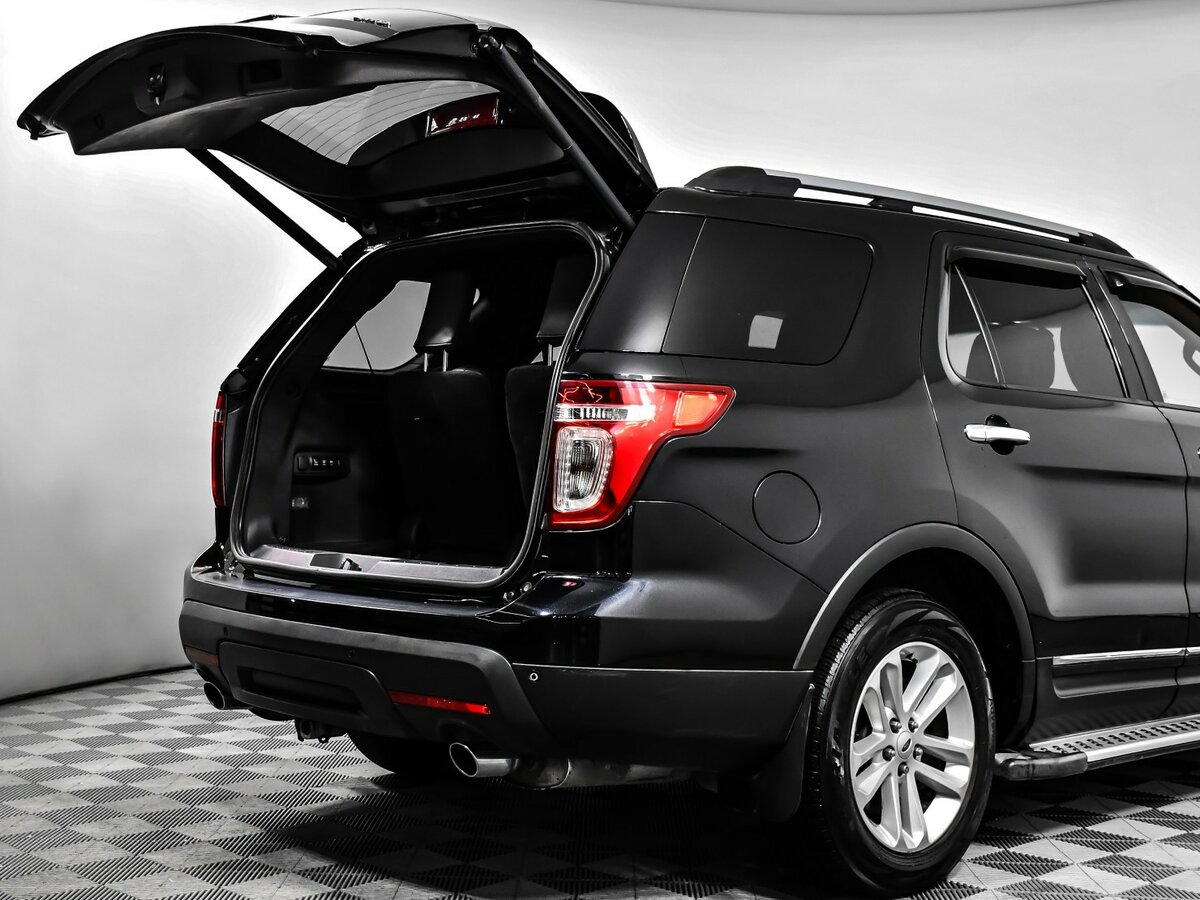 Купить Ford Explorer с пробегом. Фото: #12