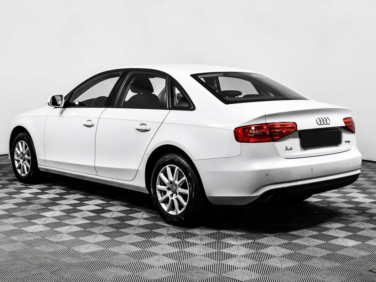 Купить Audi A4 с пробегом. Фото: #5