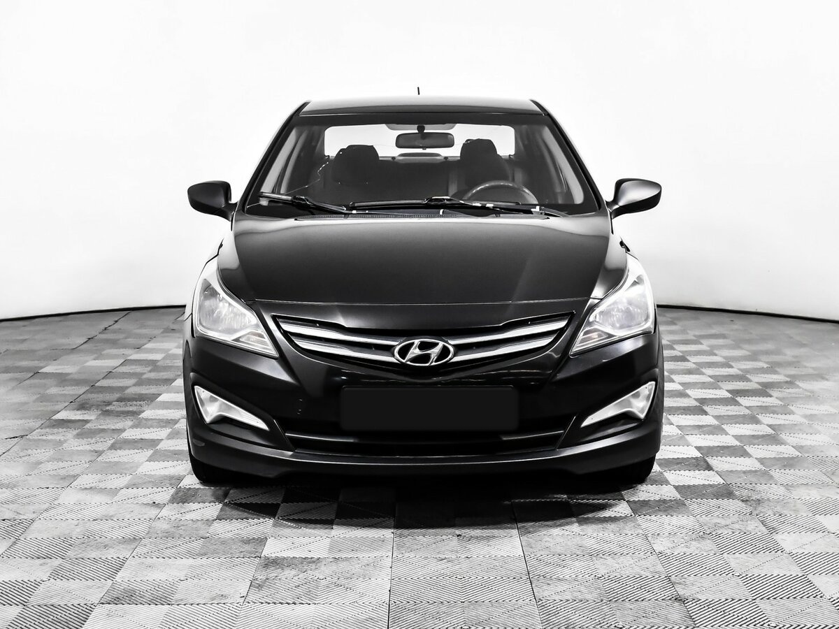 Купить Hyundai Solaris с пробегом. Фото: #1