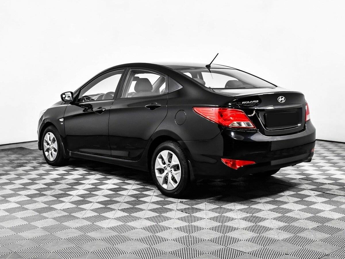 Купить Hyundai Solaris с пробегом. Фото: #5