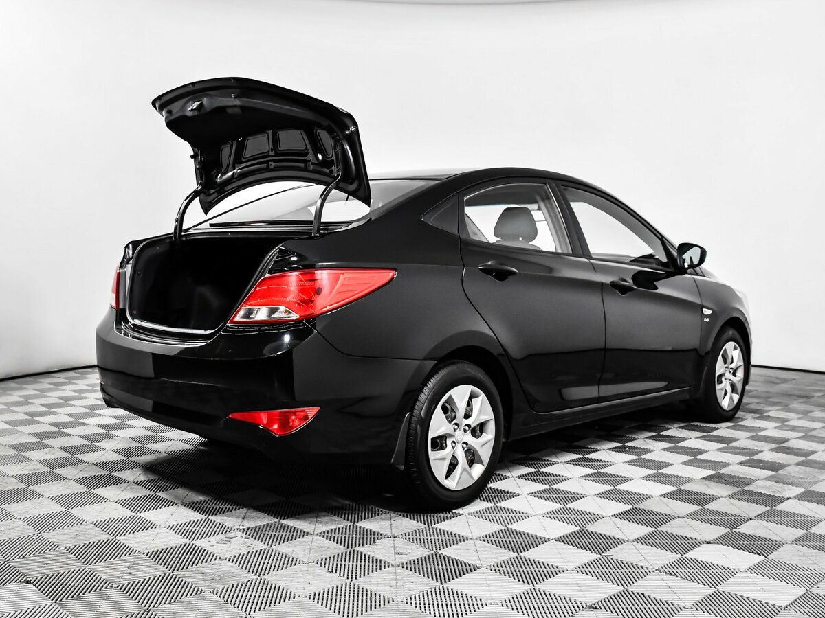 Купить Hyundai Solaris с пробегом. Фото: #13