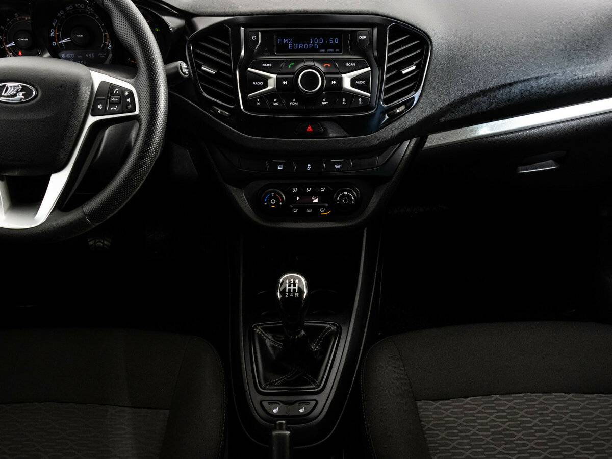 Купить Lada (ВАЗ) Vesta с пробегом. Фото: #8