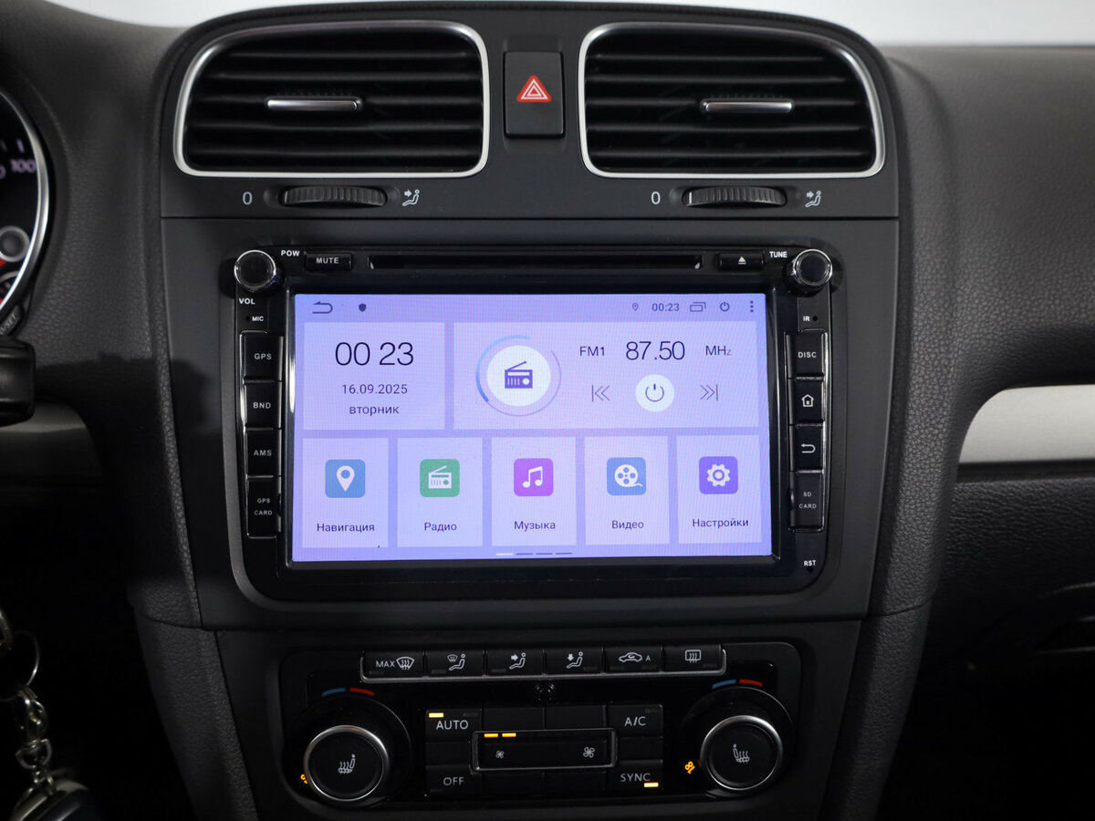 Купить Volkswagen Golf с пробегом. Фото: #12