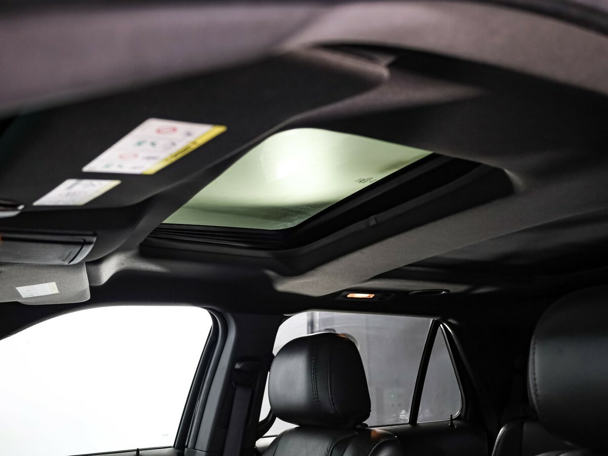 Купить Ford Explorer с пробегом. Фото: #22