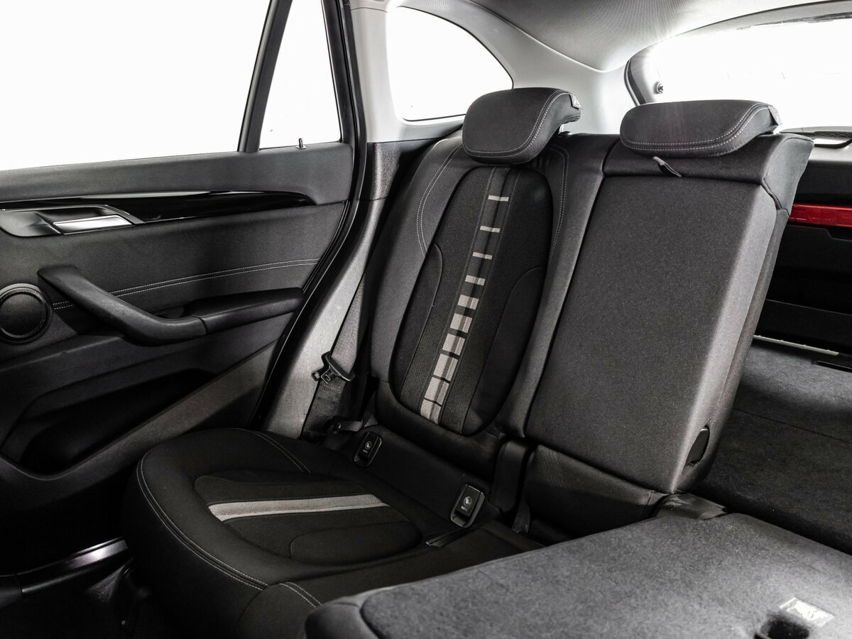 Купить BMW X1 с пробегом. Фото: #18
