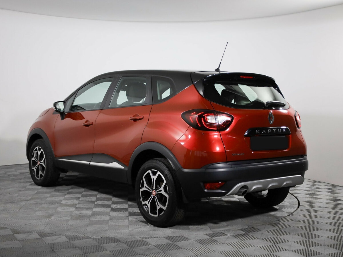 Купить Renault Kaptur с пробегом. Фото: #3
