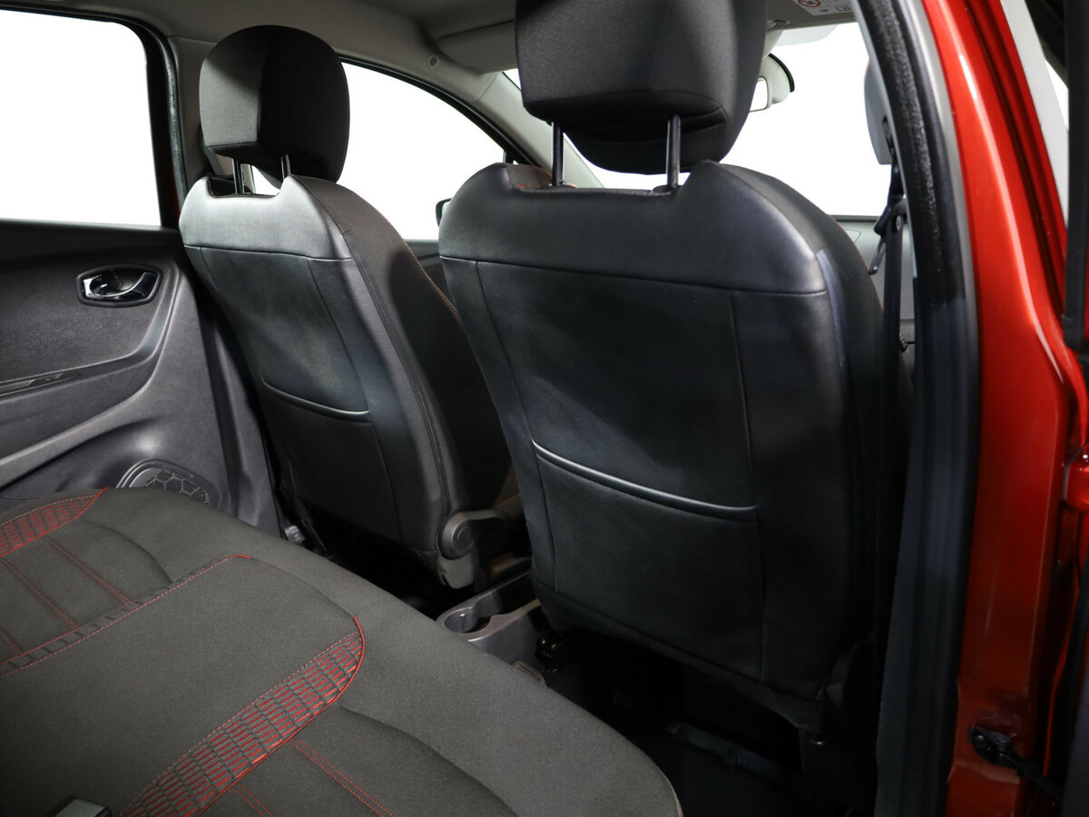 Купить Renault Kaptur с пробегом. Фото: #14