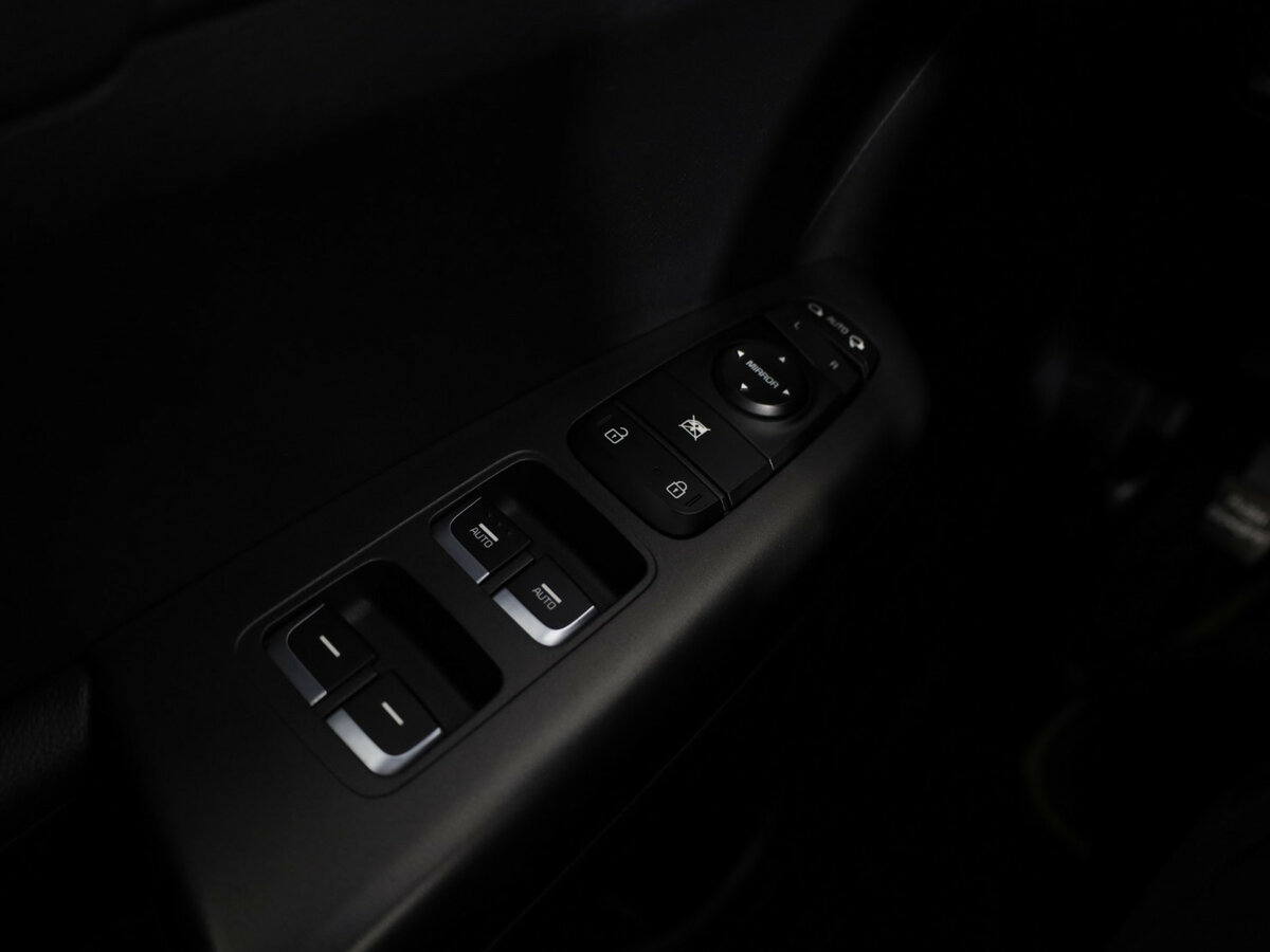 Купить Kia Sportage с пробегом. Фото: #22