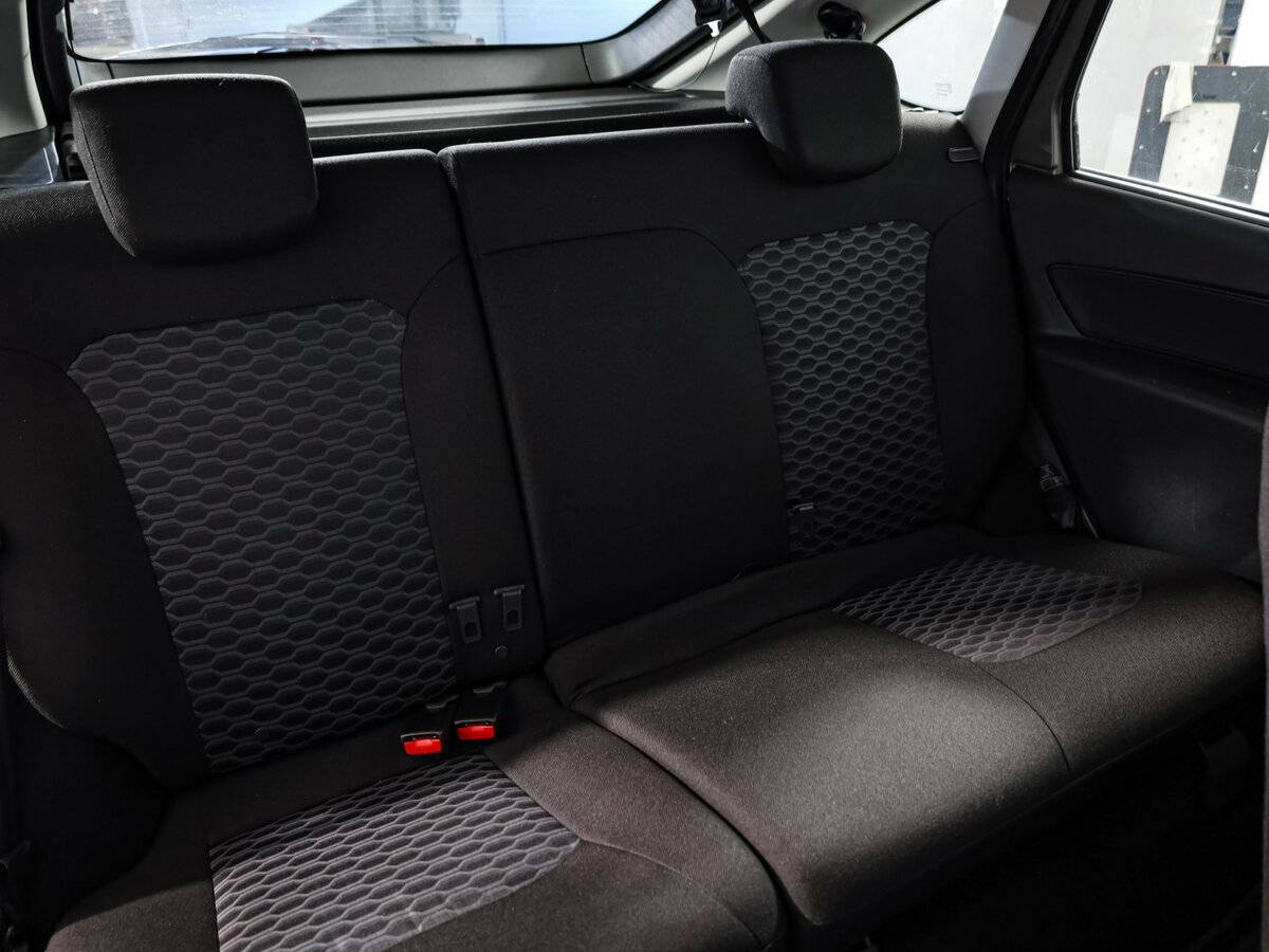 Купить Lada (ВАЗ) Granta с пробегом. Фото: #16