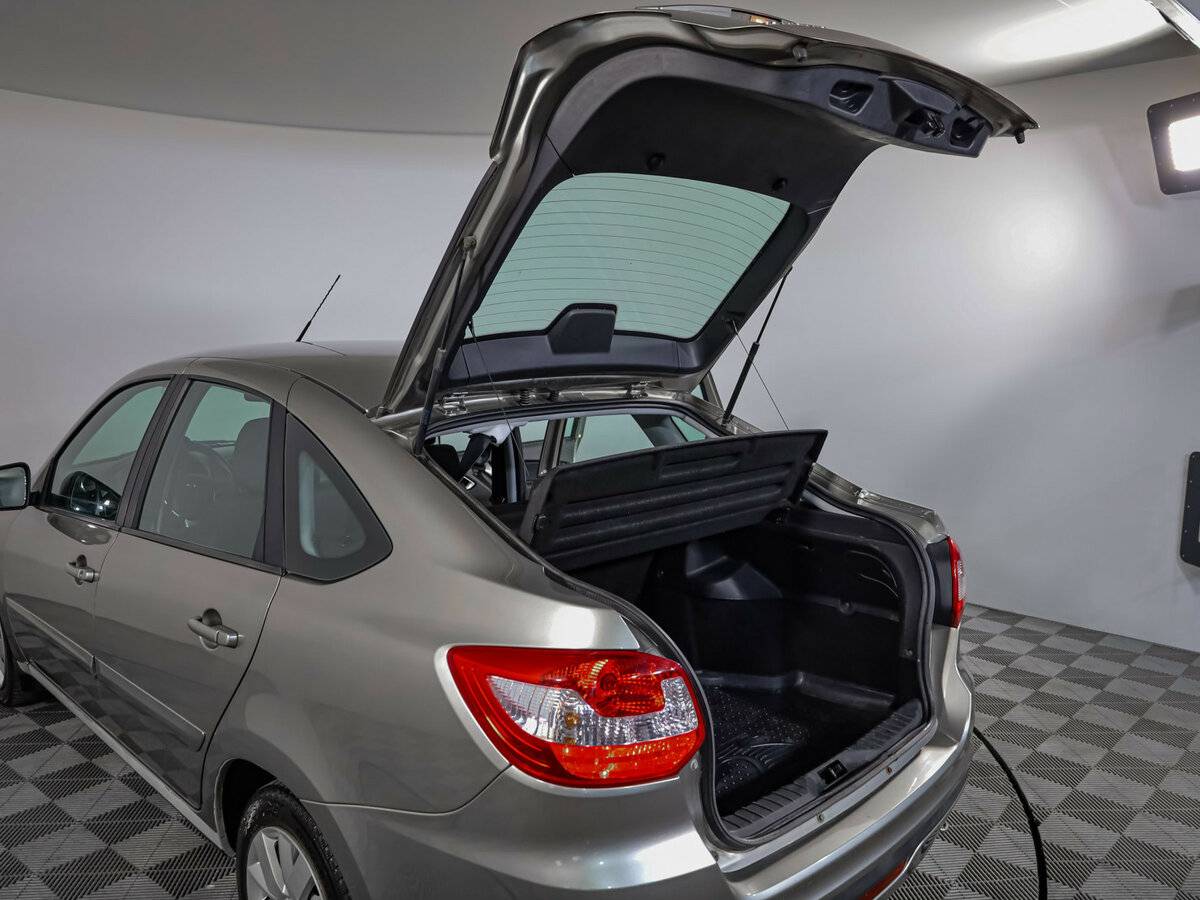 Купить Lada (ВАЗ) Granta с пробегом. Фото: #22