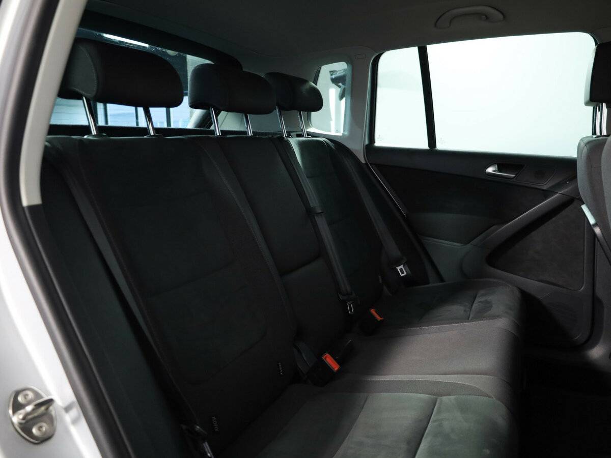 Купить Volkswagen Tiguan с пробегом. Фото: #12